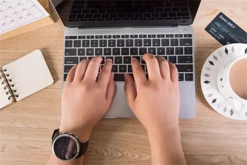 巴西人去到捷克旅游的老外无障碍沟通路线攻略