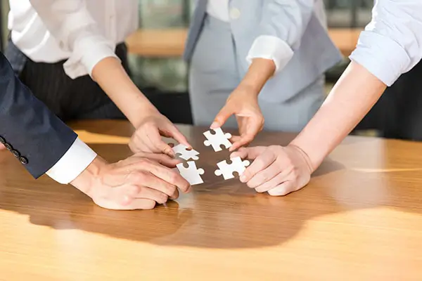 巴布亚新几内亚人去到捷克旅游少花冤枉钱指南