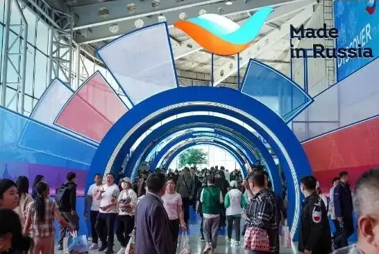 多米尼克那边到捷克旅游攻略解读