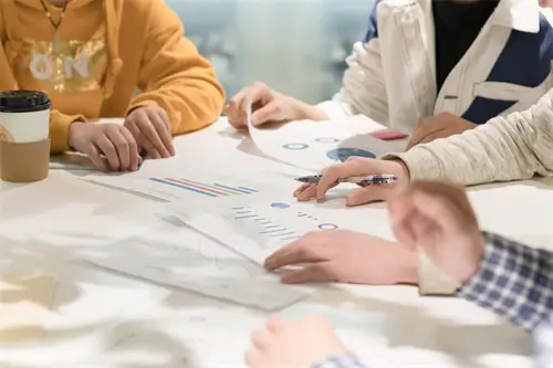 马拉维那边到捷克旅游的10日旅游攻略