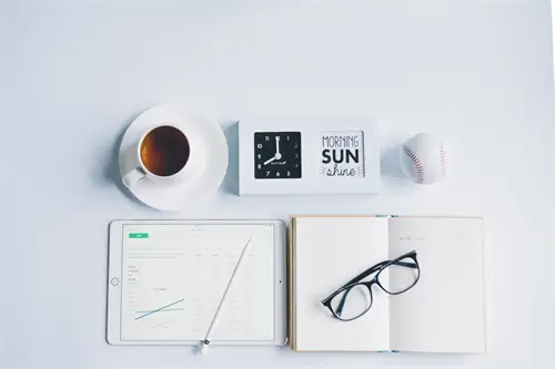 不丹人去到捷克旅游要多少钱