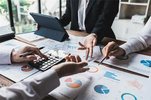 乌拉圭那边到捷克旅游多少公里