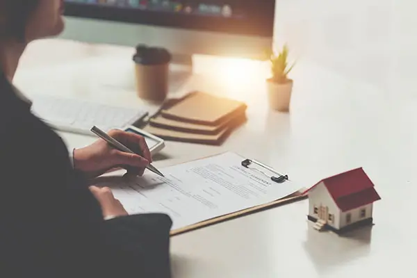 加拿大人去到捷克旅游应该怎么安排行程