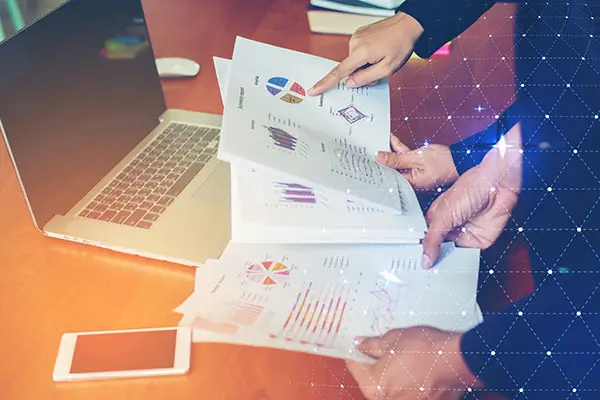 乌兹别克斯坦那边到捷克旅游的老外无障碍沟通路线攻略